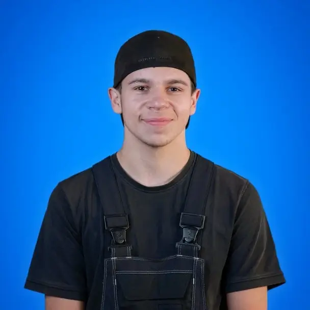 Alessandro Schroll Mitarbeiterbild